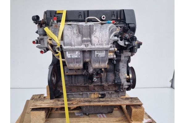 MOTOR SET Opel Astra III H 1 6 16V glued head Z16XEP Car type passenger cars