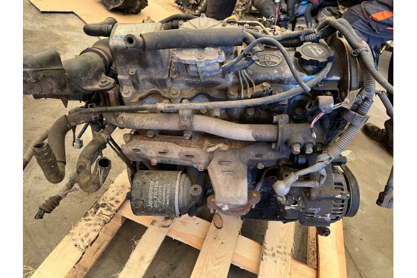 ENGINE TOYOTA COROLLA VII 2 0 DIESEL 72KM 2C III COMPLETE INJECTION E100 Car type passenger cars