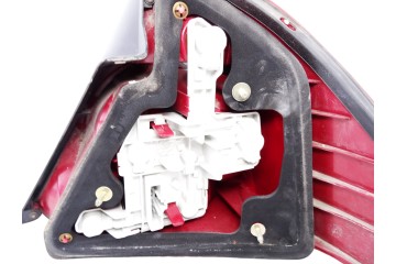  PILOTO TRASERO IZQUIERDO FORD MONDEO BERLINA (GE) Ambiente 2004 211648 FORD - 1