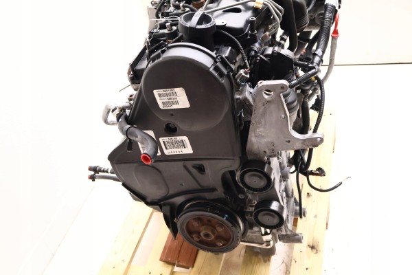 VOLVO S60 2 4 D5 ENGINE D5244T Catalog number of the part 1256871904