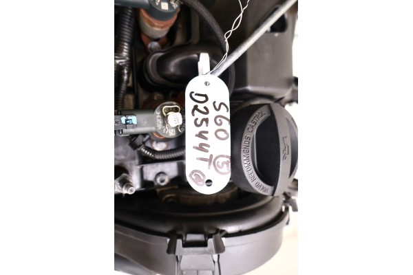 Motor VOLVO S60 2.4 D5 D5244T