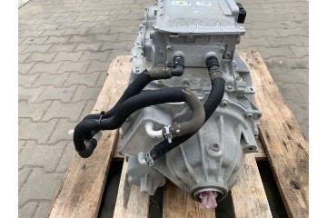 FORD MUSTANG MACH E 75 7kWh ELECTRIC MOTOR REAR Car type 4x4 SUV passenger cars