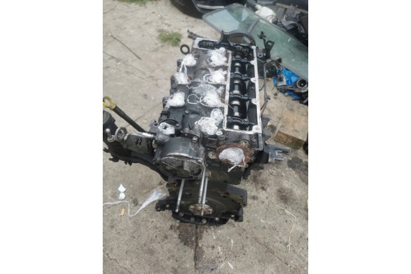 CITROEN PEUGEOT ENGINE 2 0 HDI 136KM RHR Car type passenger cars