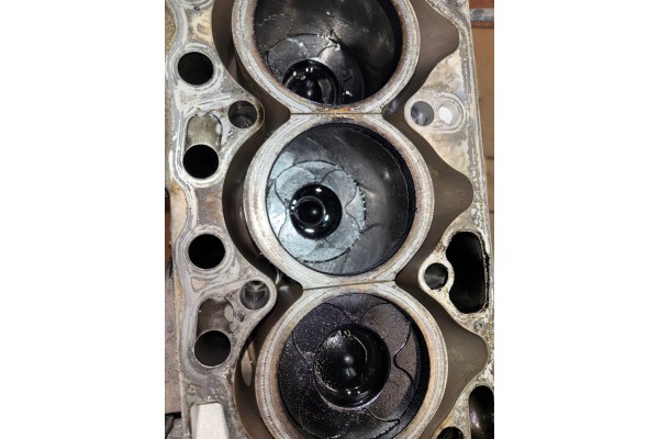 Bloque Inferior de Motor Volvo V70 S80 XC70 XC60 D5244T14