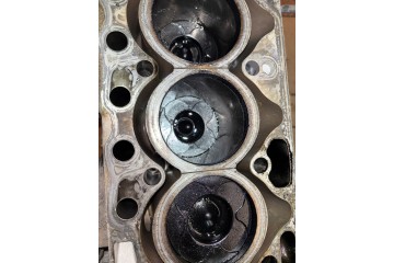 Bloque Inferior de Motor Volvo V70 S80 XC70 XC60 D5244T14
