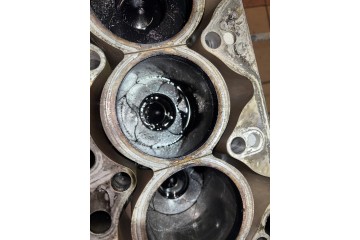 Bloque Inferior de Motor Volvo V70 S80 XC70 XC60 D5244T14