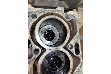 Bloque Inferior de Motor Volvo V70 S80 XC70 XC60 D5244T14