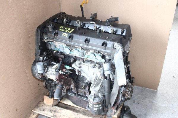 ENGINE POST INJECTION PUMP KIA SEDONA CARNIVAL 2 9 CRDI J3