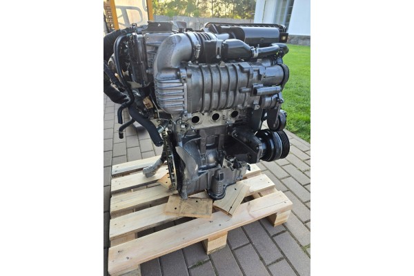 ENGINE HR12 NISSAN NOTE E12 Catalog number of the part E12 HR12