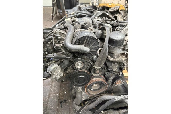 273 a273961 5 5 v8 complete engine mercedes w221 w216 w164 w212 Part manufacturer Mercedes Benz OE
