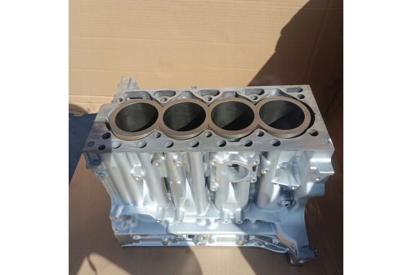 ENGINE BLOCK D4204T11 VOLVO XC90 256 D5 AWD 165kW 2016 2019 Car type 4x4 SUV passenger cars