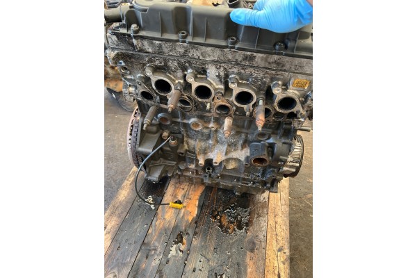 Citroen Berlingo I PArtner motor post 2 0 hdi RHY Part manufacturer Citroen OE
