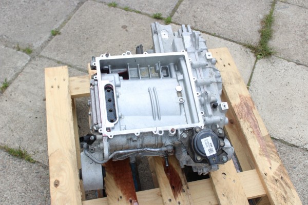 HYUNDAI IONIQ 5 V REAR ELECTRIC MOTOR 36500 1XAB0 Part manufacturer Hyundai OE