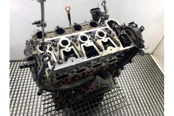 PEUGEOT ENGINE 2 0 163KM RHC 09 17 3008 Engine type diesel