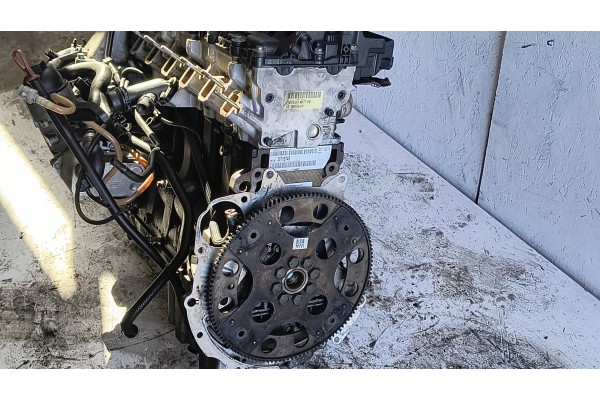 BMW 2 5 D E60 E61 ENGINE M57 256D2 BARE POST WITHOUT VALVE COVER Catalog number of the part M57 256D2