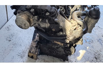 BMW 2 5 D E60 E61 ENGINE M57 256D2 BARE POST WITHOUT VALVE COVER Part manufacturer BMW OE