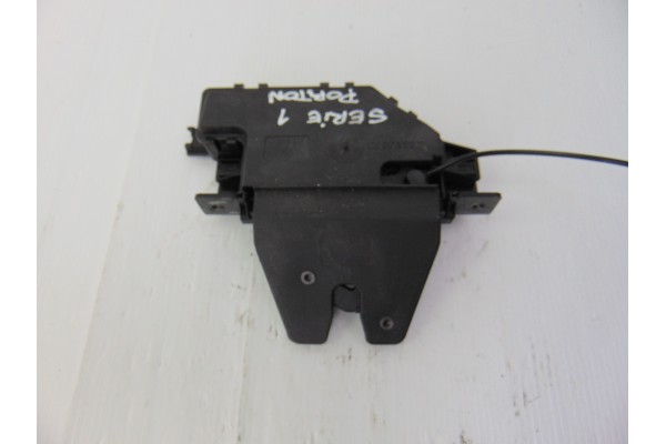 7840617  CERRADURA MALETERO / PORTON BMW SERIE 1 BERLINA (E81/E87) 118d 2007 7840617 188688 BMW - 1