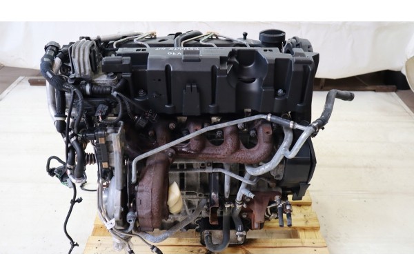 VOLVO V70 2 4 D5 ENGINE D5244T5 Car type passenger cars