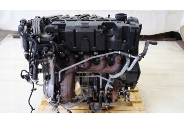 VOLVO V70 2 4 D5 ENGINE D5244T5 Car type passenger cars
