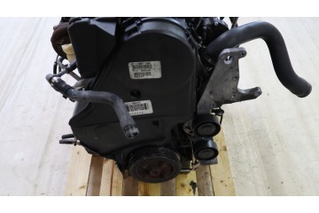 Motor VOLVO V70 2.4 D5 D5244T5