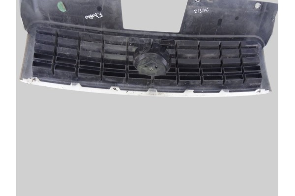 735395576 REJILLA DELANTERA FIAT I DOBLÒ CARGO