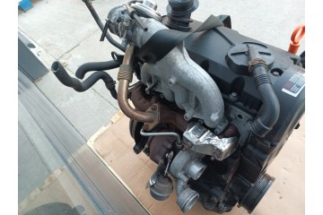 Motor Completo VW T5 1.9 TDI con Turbina e Inyectores Código AXC