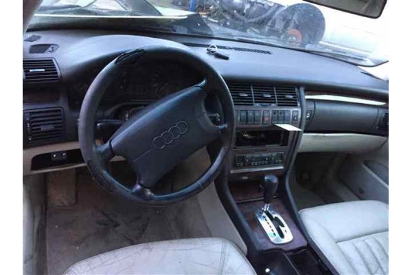 AUDI A8 (D2) 3.7