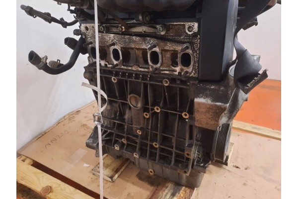 Motor de gasolina AUDI A3 8L 1.6 MT 101 CV HB 1996-2000 código AKL si