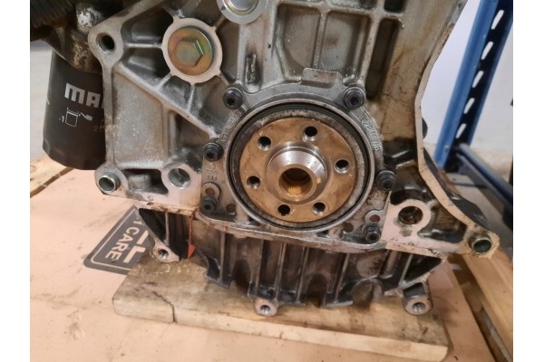 Motor de gasolina AUDI A3 8L 1.6 MT 101 CV HB 1996-2000 código AKL si
