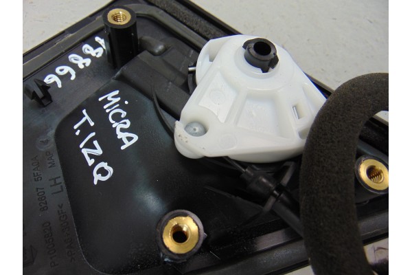 826075FA0A MANETA EXTERIOR TRASERA IZQUIERDA NISSAN MICRA (K14) Acenta 2019 826075FA0A 178866 NISSAN - 4