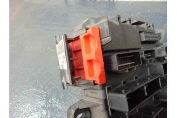 13125487 CAJA RELES / FUSIBLES OPEL VECTRA C BERLINA Club 2003 13125487 179544 OPEL - 3