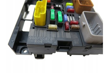 MODULE BSM BOX PEUGEOT 307 LIFT 308 607 807 9807028780 Catalog number of the original 9664706080 9664706180 9666700280 967587828