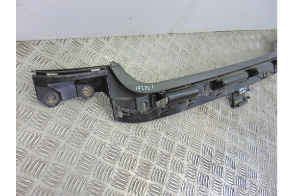 7058521 MOLDURAS TRASERAS BMW SERIE 1 BERLINA (E81/E87) 120d 2008 7058521 190261 BMW - 3