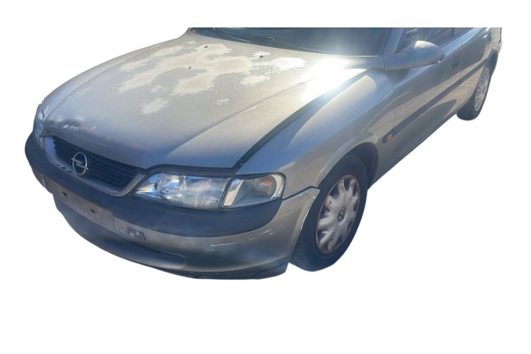 OPEL VECTRA B BERLINA Básico (1999)