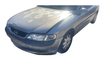 OPEL VECTRA B BERLINA Básico (1999)