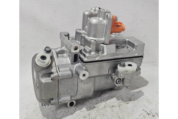NEW ORIGINAL COMPRESSOR AIR CONDITIONING COMPRESSOR RENAULT ZOE AND LIFT 2019