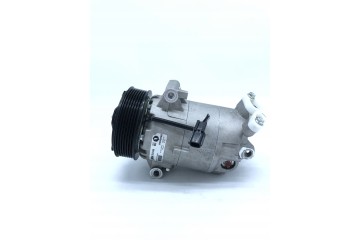 Air conditioning compressor Valeo 813144 230 ml for Renault Traffic 2001 Catalog number of the part 813144