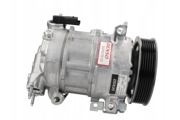 Air conditioning compressor DENSO DCP07010