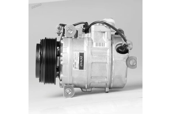 COMPRESSOR AIR CONDITIONING COMPRESSOR DCP05083 DENSO Packaging status original
