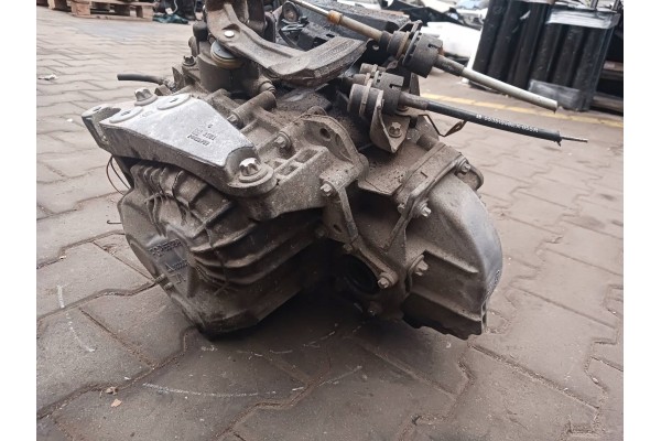Transmission Opel Zafira B 1 9 CDTI 55186623 Catalog number of the part 55186623
