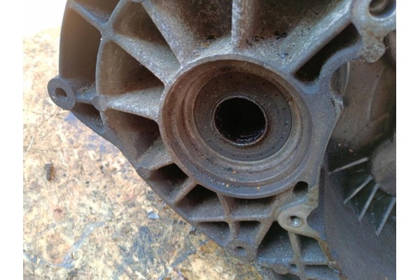 vw CRAFFTER II MAN TGE 2 0 TDI MANUAL GEARBOX RHE Part manufacturer Volkswagen OE
