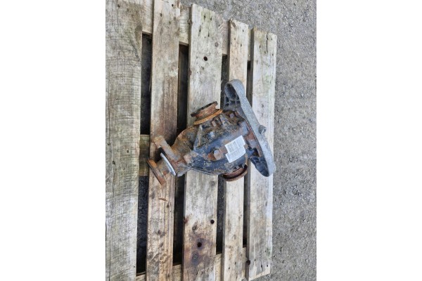 1428464 BMW E39 REAR BRIDGE DIFFERENTIAL 3 07
