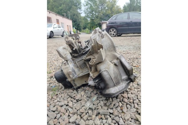 GEARBOX USC419 OPEL ZAFIRA B ASTRA H 1 6 1 8 16V Engine type gasoline