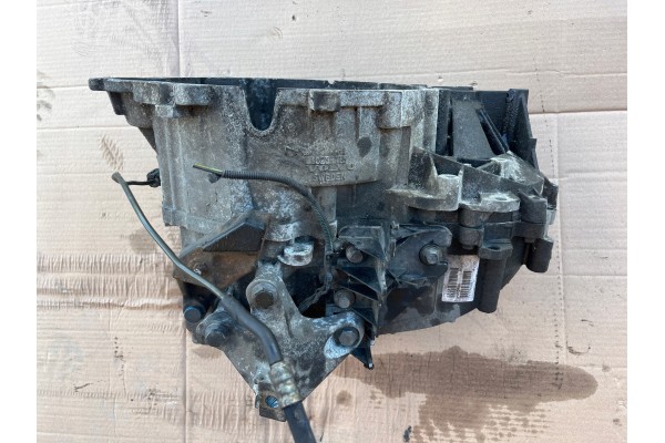 MANUAL GEARBOX VOLVO C30 C70 S40 II V50 2 4 PETROL P9482296 M56L
