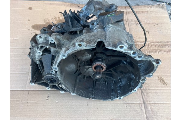 MANUAL GEARBOX VOLVO C30 C70 S40 II V50 2 4 PETROL P9482296 M56L Catalog number of the part SKRZYNIA BIEGOW MANUALNA VOLVO C30 C