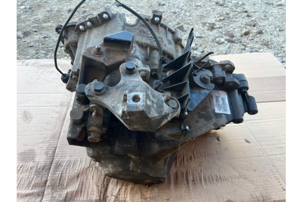 MANUAL GEARBOX VOLVO C30 C70 S40 II V50 2 4 PETROL P9482296 M56L Transmission type manual