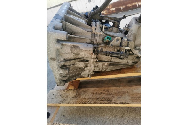 MANUAL GEARBOX 6B RENAULT MEGANE IV 1 2 TCE 320106758R Car type passenger cars