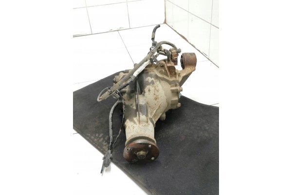2006 Suzuki Grand Vitara II Front differential 3c07a030 Car type 4x4 SUV