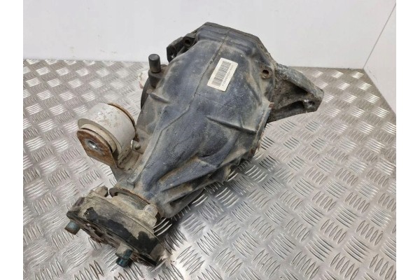 Rear reducer MERCEDES BENZ GLK X204 A7093510205 3 0L diesel 195kW 2012 Catalog number of the part A7093510205