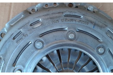 CLUTCH SET NEW WITH THRUST BEARING CITROEN C5 III 508 1 6 HDI 834272 Catalog number of substitutes BLUE PRINT ADBP300241 BORG BE
